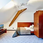 Boutique 4*