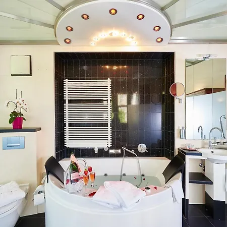 Boutique 4*