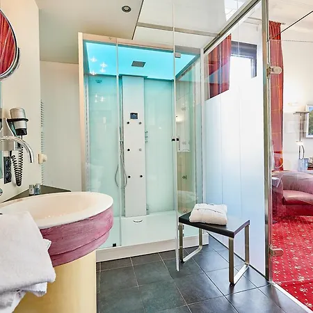 Boutique Hotel 4*
